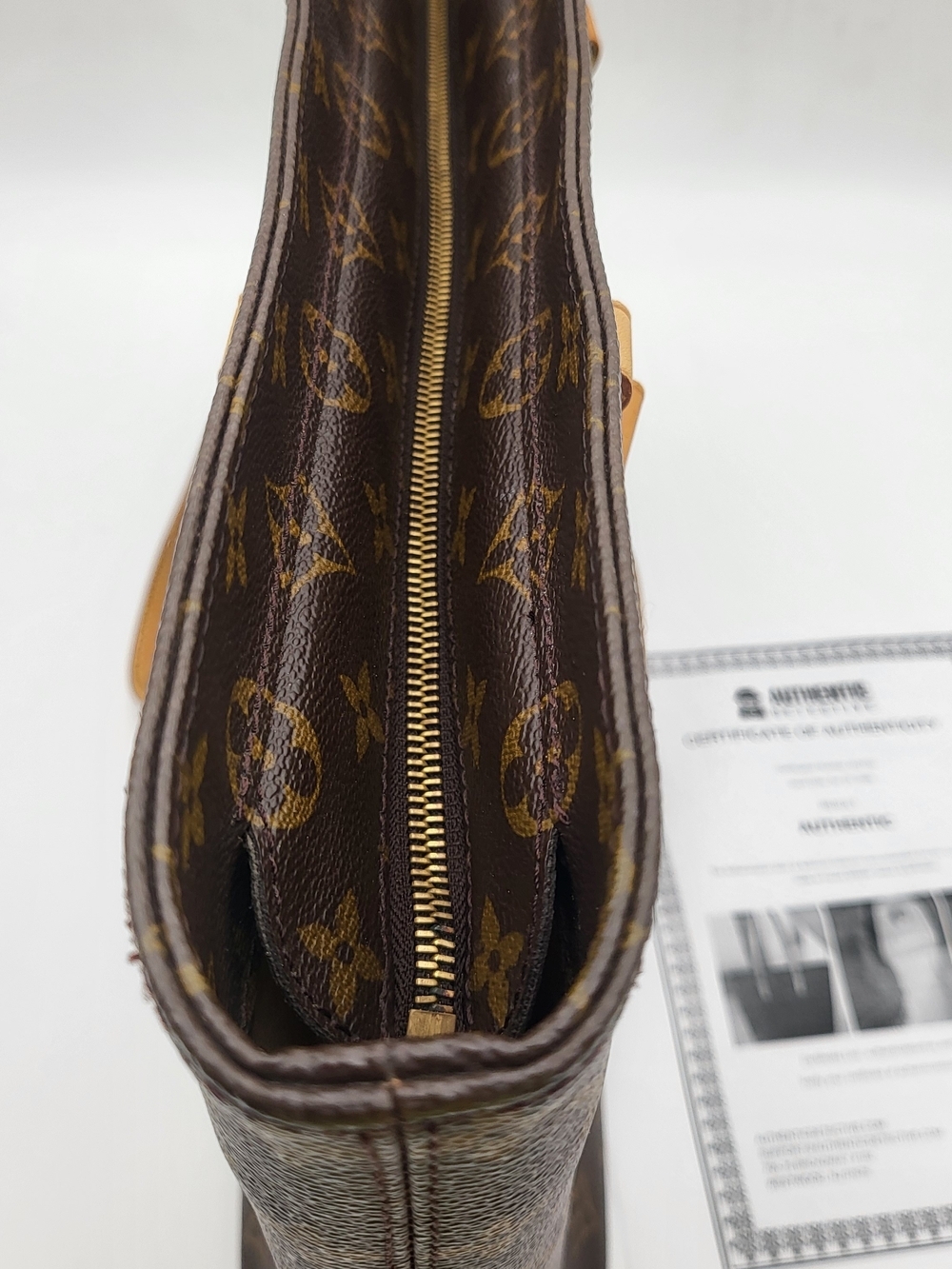 LOUIS VUITTON Monogram GM Luco. Authentic w/COA.. - Picture 9 of 16